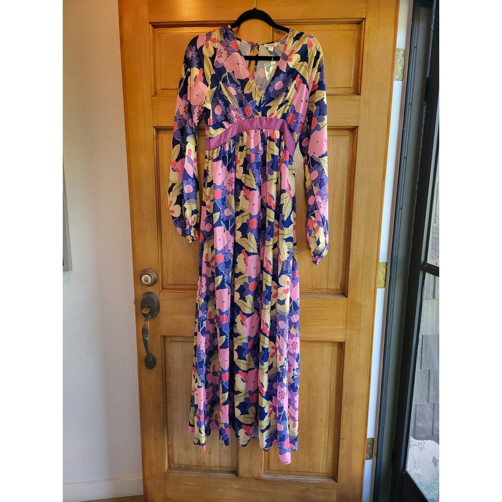 Unique Vintage 1970's Navy & Purple Floral Dress Size Medium